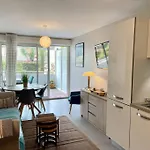 아파트 21 - Tres Agreable Rdc Avec Terrasse Et Parking 방돌